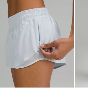 Lululemon Hotty Hot LIGHT BLUE Low Rise 2.5 inseam shorts size 10